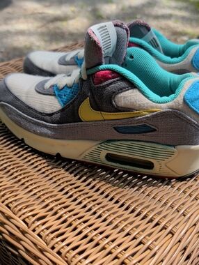 Nike Shoes Air Max 90 Shoes Phantom Celery Grey Pink 7 Y